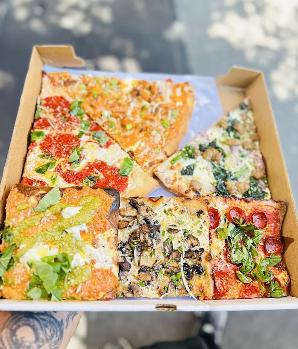 Rome to Brooklyn, pizza & panzerotti Picture 5