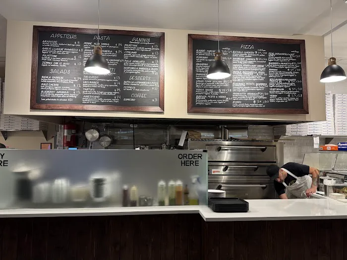 Rome to Brooklyn, pizza & panzerotti Picture 10