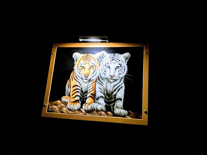 Goldie's Bar Picture 9