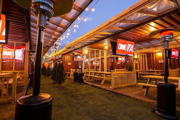 Bk Backyard Bar Picture 1