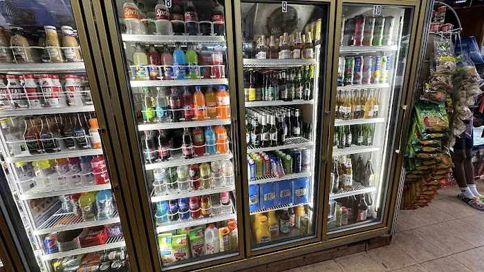 New Amsterdam Deli Corp Picture 5
