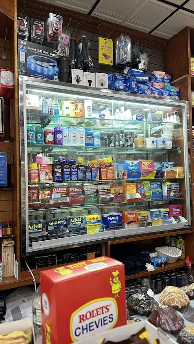 New Amsterdam Deli Corp Picture 1