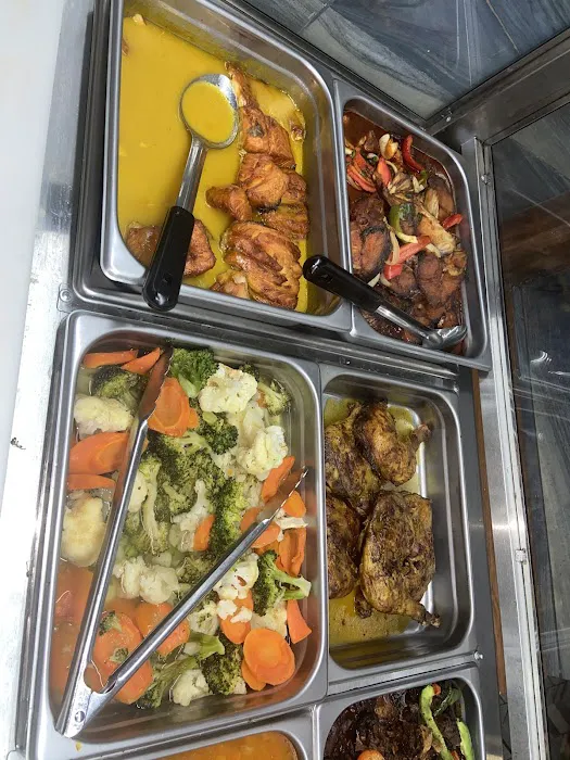 Nadal's Deli & Organic Picture 4