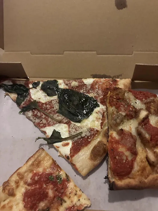 Uncle Tony's Pizza Picture 8