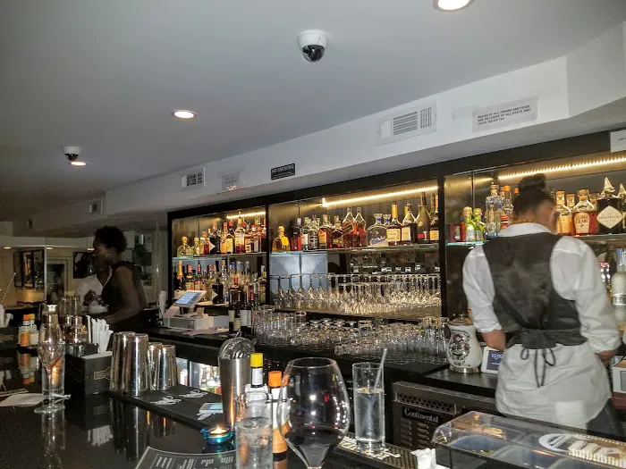 Alibi Lounge Picture 10
