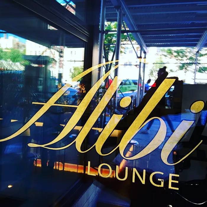 Alibi Lounge Picture 6