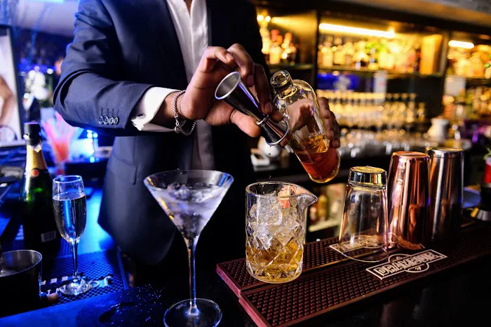 Alibi Lounge Picture 2