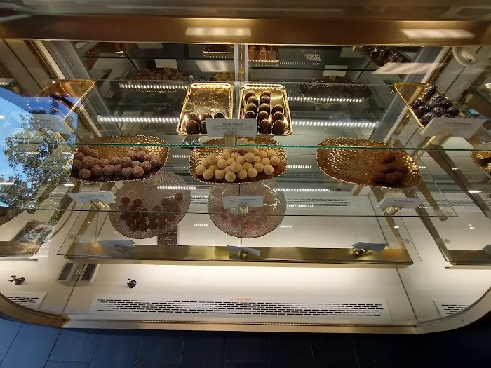 Harlem Chocolate Factory Picture 1