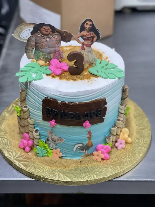 5 Estrellas Bakery & Cafe Picture 9