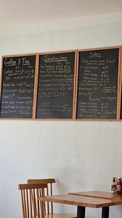 Dalias Harlem Cafe Picture 1