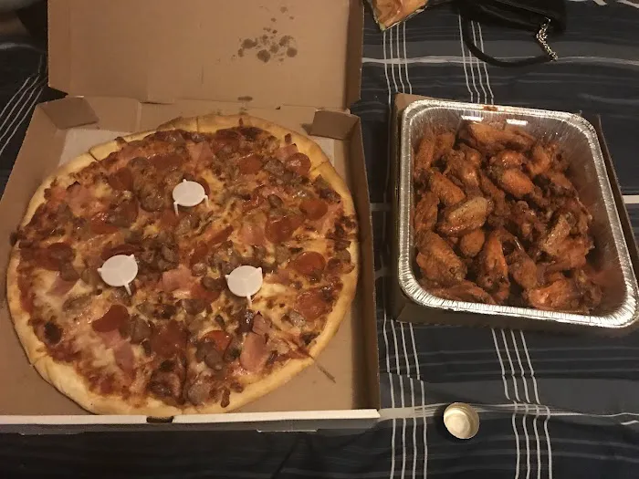 Mama Tina's Pizzeria Picture 1