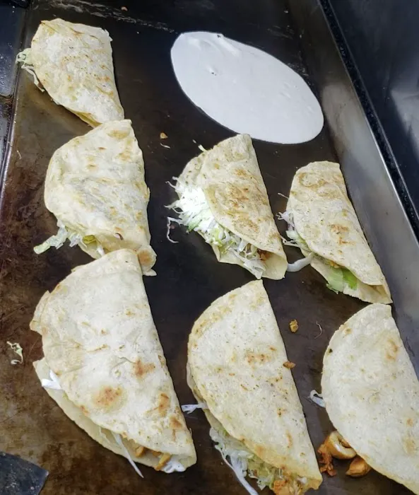 Tacos El Tri Picture 8