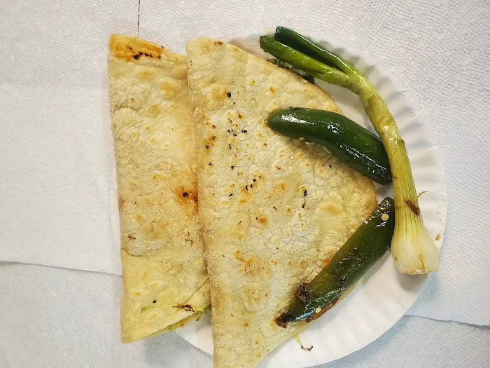 Tacos El Tri Picture 4