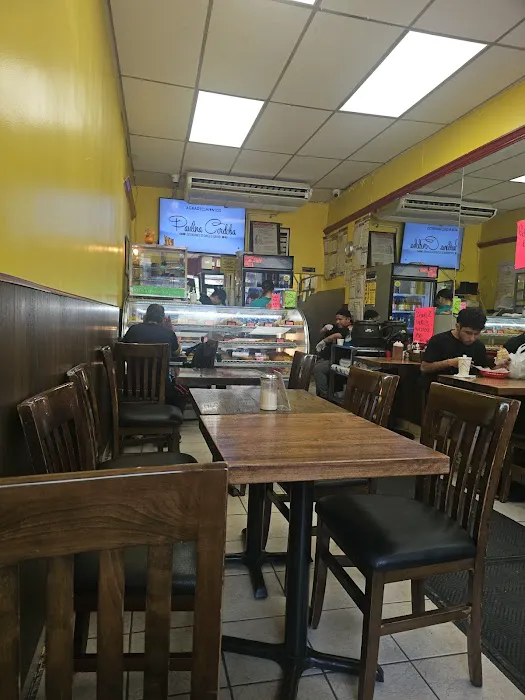 El Pilon Bakery Picture 8