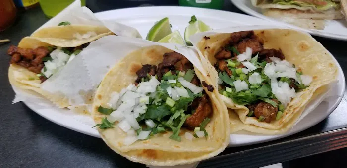 Del Rey Taco Picture 4