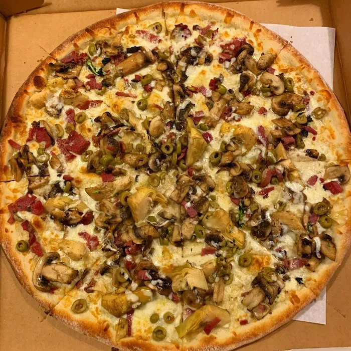 Donato's Restaurant & Pizzeria Picture 3