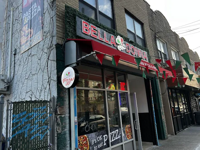 Bella Donna Pizza Picture 4