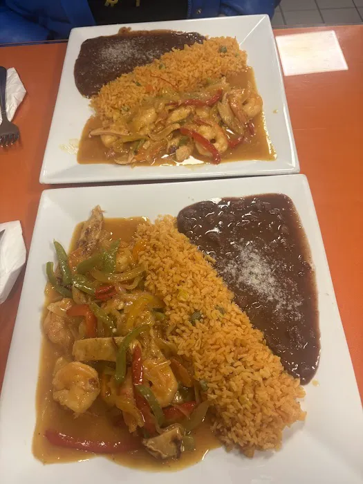 Taco City Cuisine Picture 4