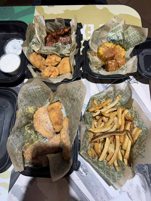 Wingstop Picture 2