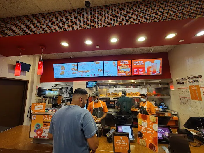 Popeyes Louisiana Kitchen Picture 9