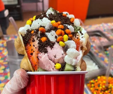 Sunberi Frozen Yogurt & Crepe