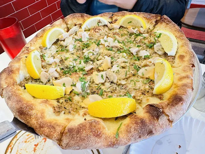 Andrew Bellucci's Pizzeria Picture 6