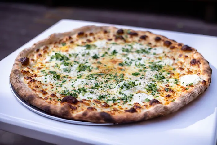 Andrew Bellucci's Pizzeria Picture 5