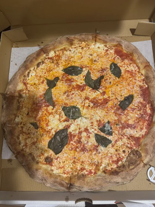 Andrew Bellucci's Pizzeria Picture 4