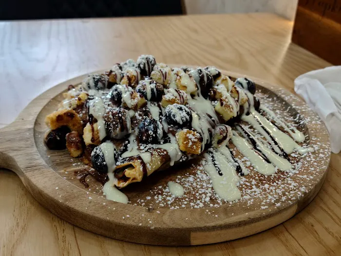 Crepe House Astoria Picture 5