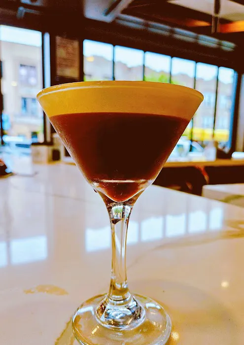 Avenue Restobar Picture 3