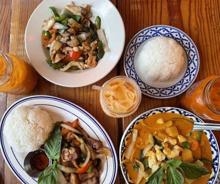 Pochana Thai Kitchen