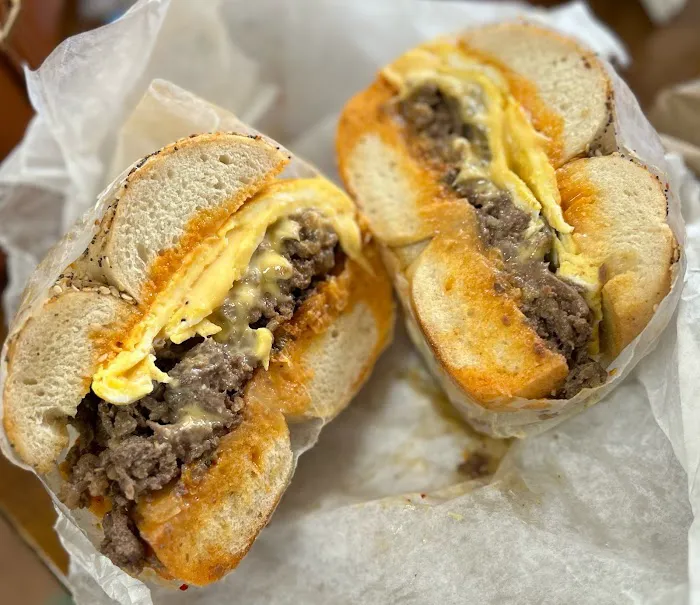 Between the Bagel NY Picture 1