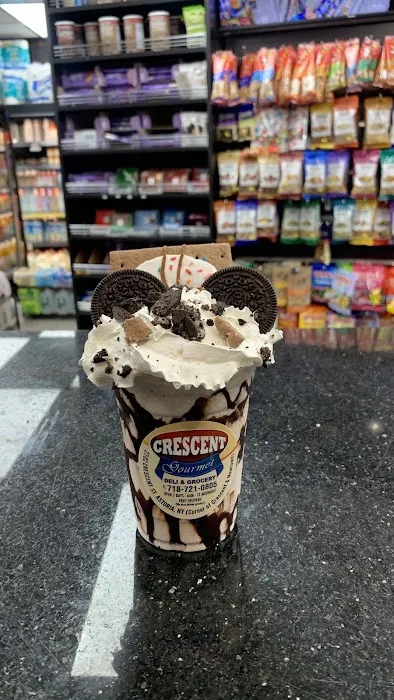 Crescent Gourmet deli Picture 3