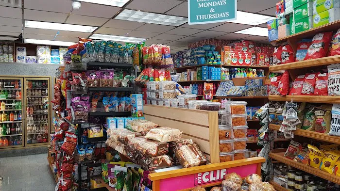 Crescent Gourmet deli Picture 9