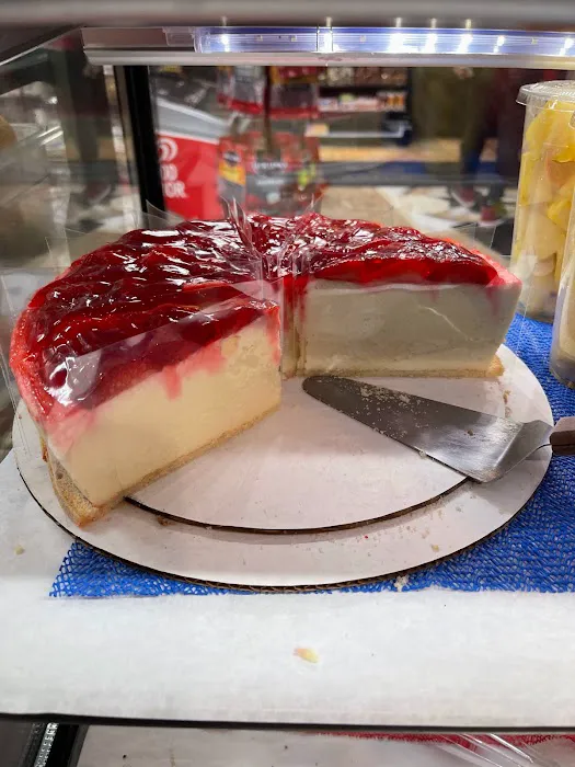 Astoria Fine Gourmet Deli Picture 6