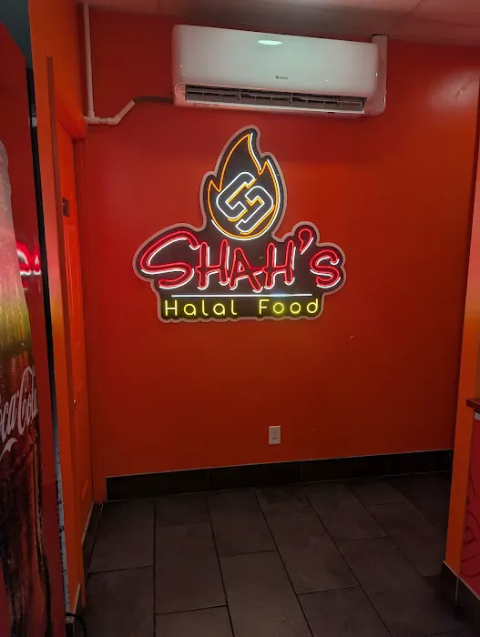 Shah's Halal Food Picture 6