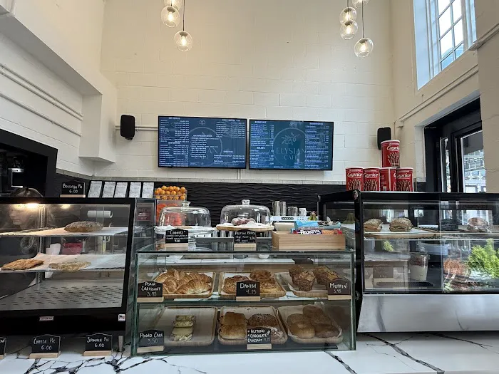 Elysian Cafe Picture 2