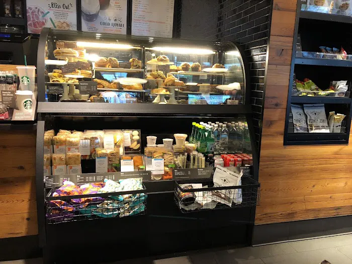 Starbucks Picture 2