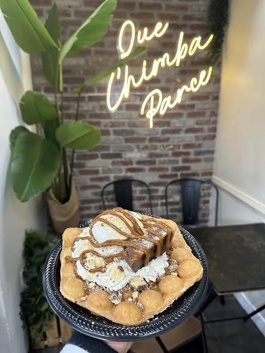 Half and Half coffee & wafles Picture 5