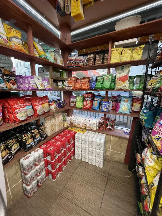 Nassau Ave Deli & Grocery Corporation Picture 1