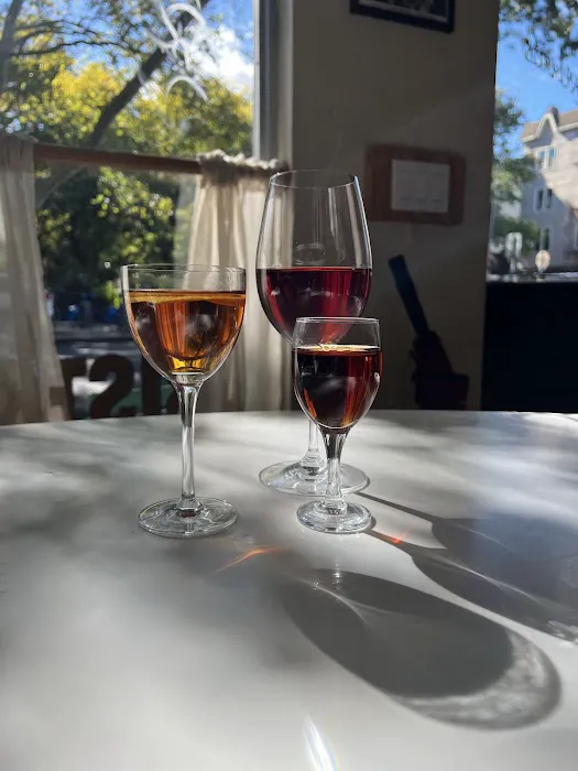 Lovebirds Wine Bar + Bistro Picture 1