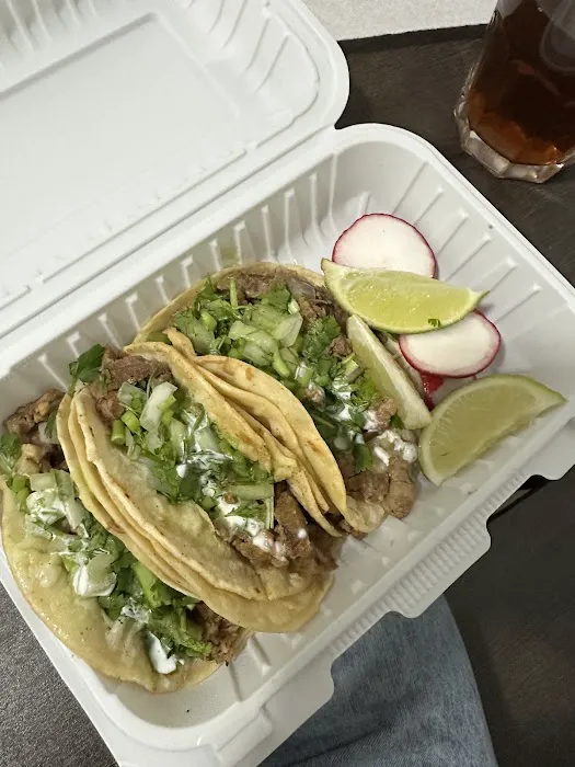 El Rey del Taco Truck Picture 6