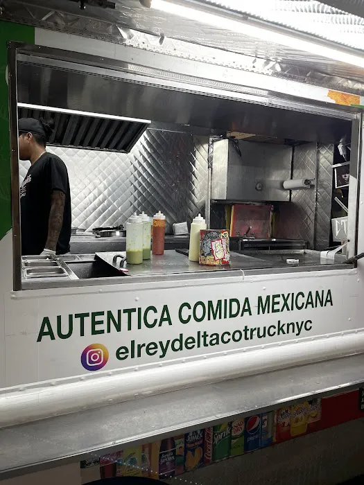 El Rey del Taco Truck Picture 8
