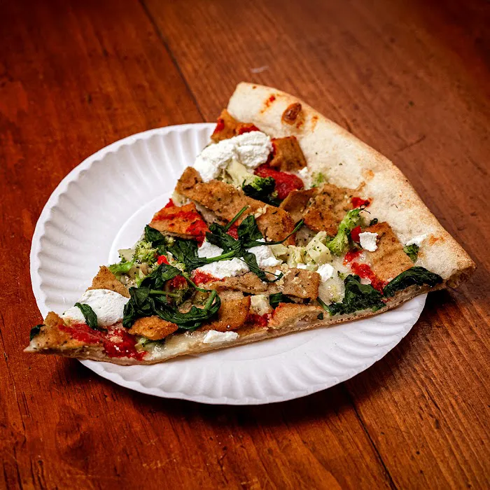 ASAP Pizza Spot & Restaurant Picture 3