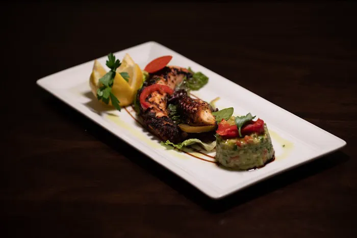 Mimoza Restaurant & Lounge Picture 5