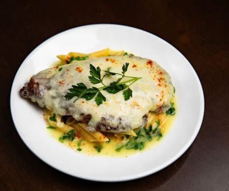 Mimoza Restaurant & Lounge
