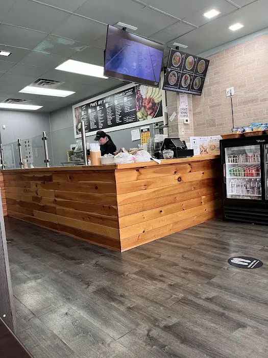 Poke Burrito Astoria Picture 6