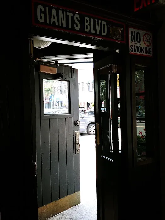 The Quays Pub Picture 2