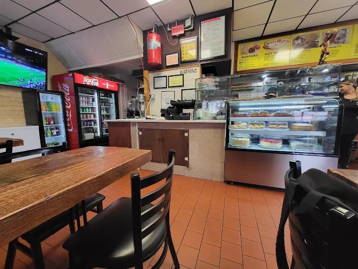 Gyro Uno Pizzeria Picture 7