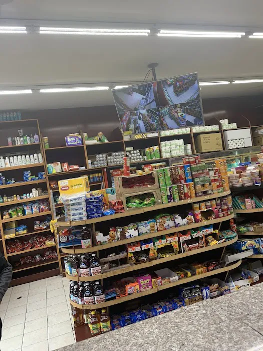 Cozine Deli Picture 5